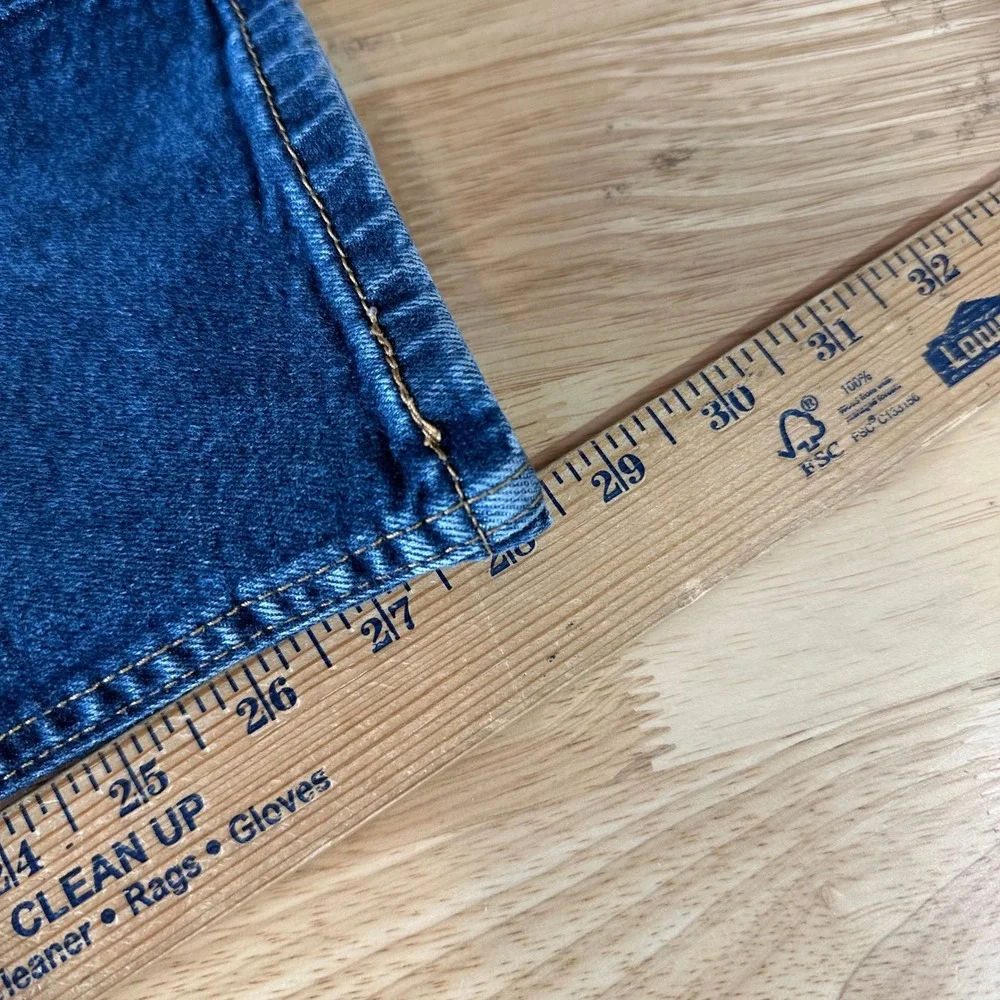 Levis 505 Jeans Mens 32x30 Regular Straight Fit Zip fly Modern Classic